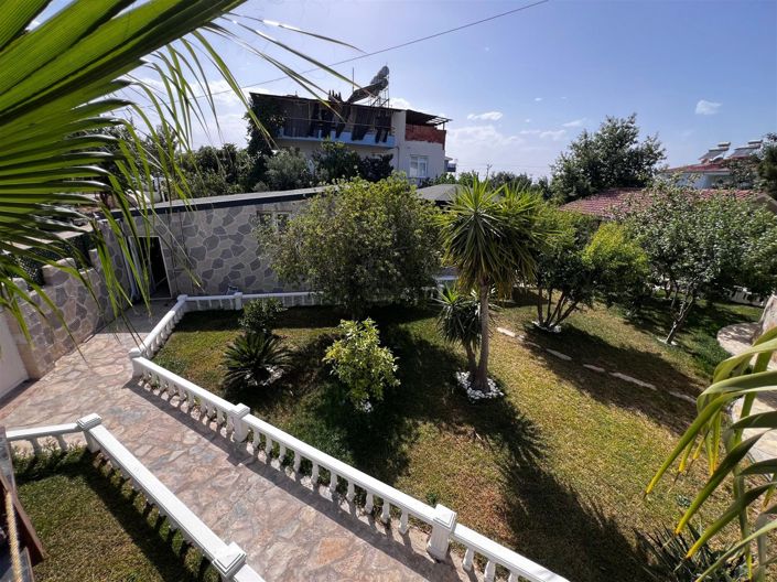 Image No.10-9 Bed Villa for sale