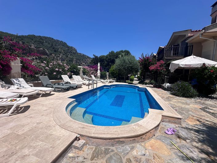 Image No.5-4 Bed Villa for sale