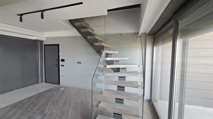 Image No.4-4 Bed Apartment for sale