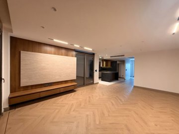 Spotless Antalya Investment Property For Sale - Lounge to the kitchen