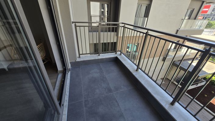 Image No.10-1 Bed Apartment for sale