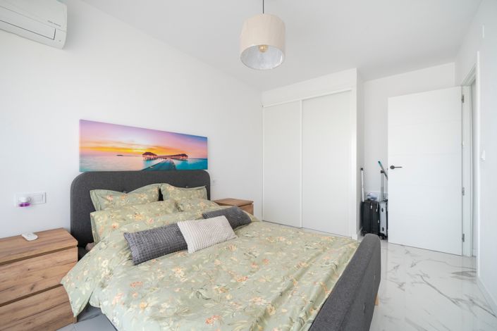 Image No.16-2 Bed Apartment for sale
