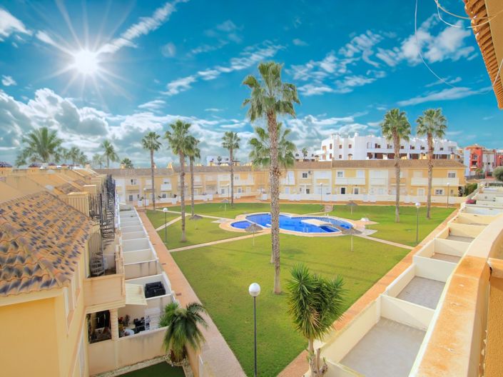 Image No.20-2 Bed Apartment for sale