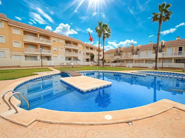 Image No.23-2 Bed Apartment for sale