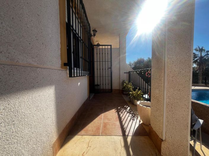 Image No.25-2 Bed Apartment for sale