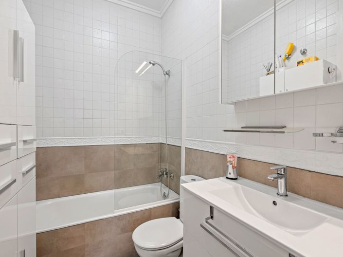 Image No.13-3 Bed Quad for sale