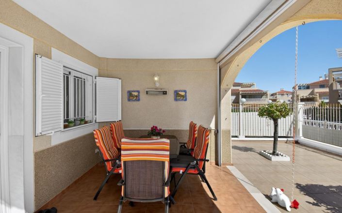 Image No.4-Quad de 2 chambres à vendre à Playa Flamenca