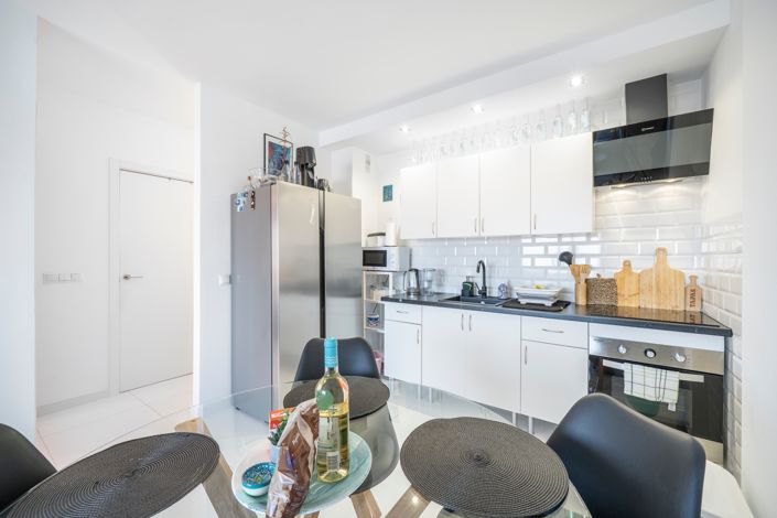 Image No.10-1 Bed Apartment for sale