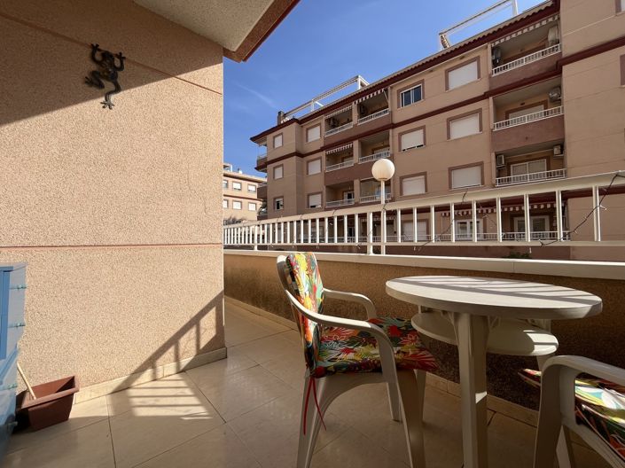 Image No.2-Apartamento con 2 dormitorios en venta