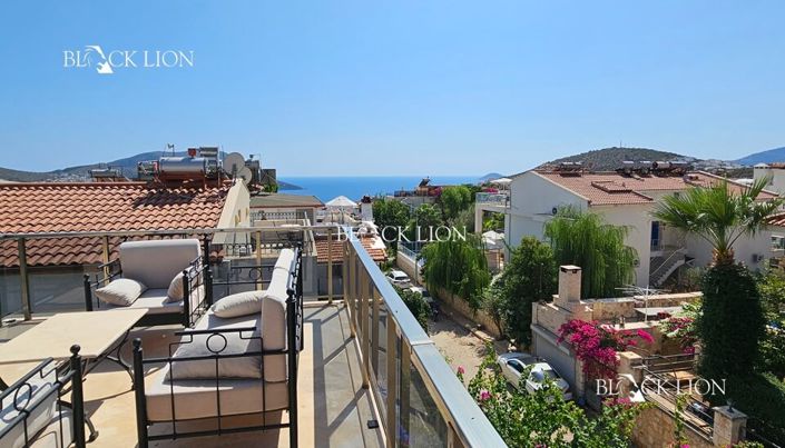 Image No.3-5 Bed Villa for sale