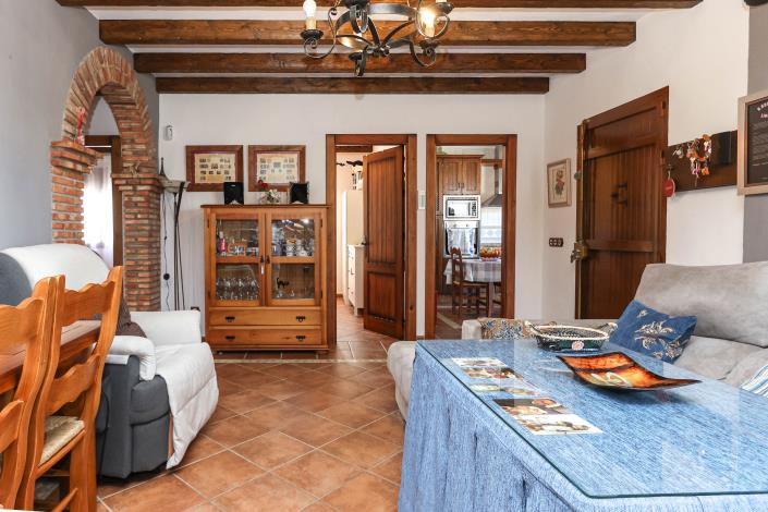 Image No.10-3 Bed Villa / Detached for sale