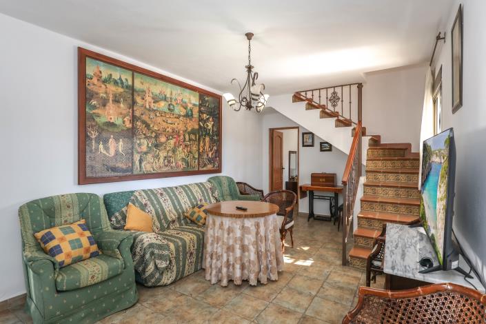 Image No.9-3 Bed Semi-Detached for sale