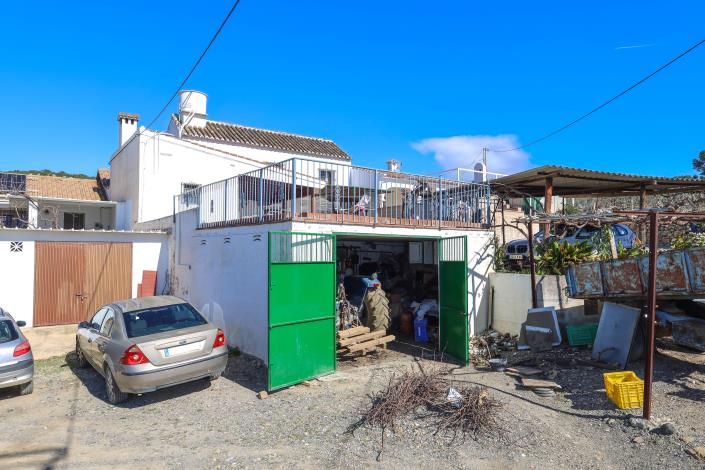 Image No.30-3 Bed Semi-Detached for sale