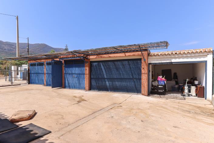 Image No.51-5 Bed Villa / Detached for sale