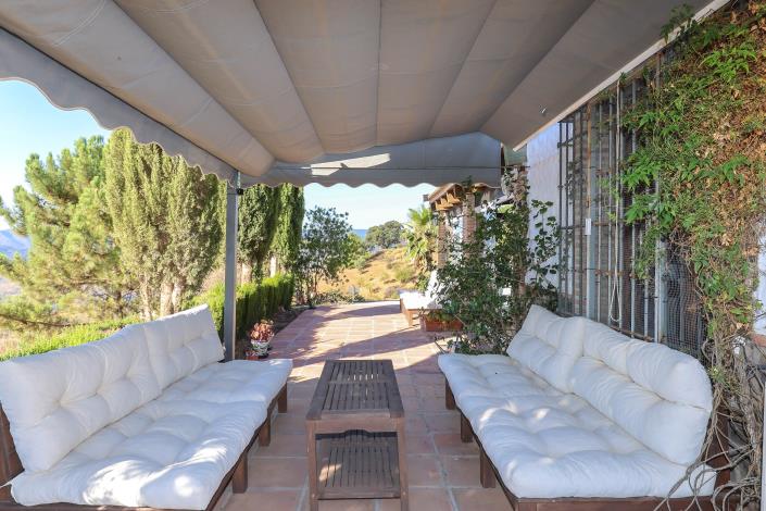 Image No.47-4 Bed Villa / Detached for sale