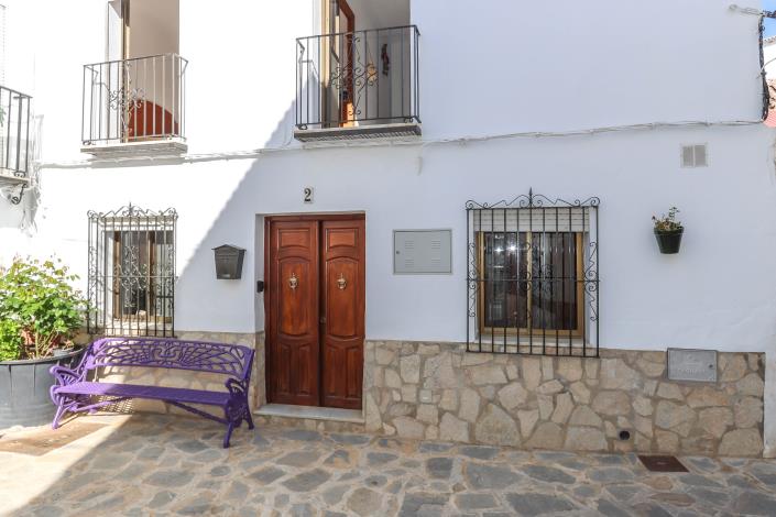 Image No.7-3 Bed Villa / Detached for sale