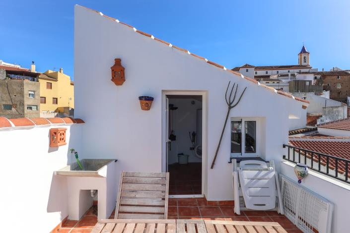 Image No.23-3 Bed Villa / Detached for sale