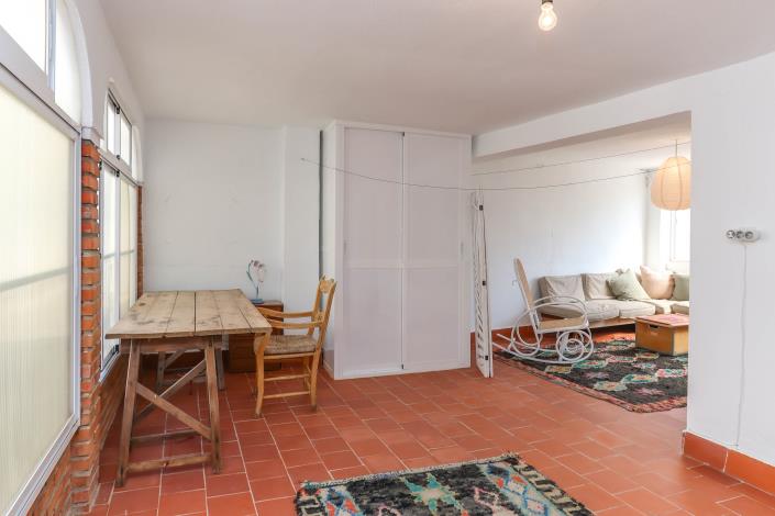 Image No.38-5 Bed Townhouse for sale