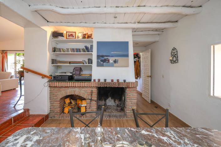 Image No.6-5 Bed Villa / Detached for sale