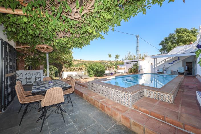 Image No.30-5 Bed Villa / Detached for sale