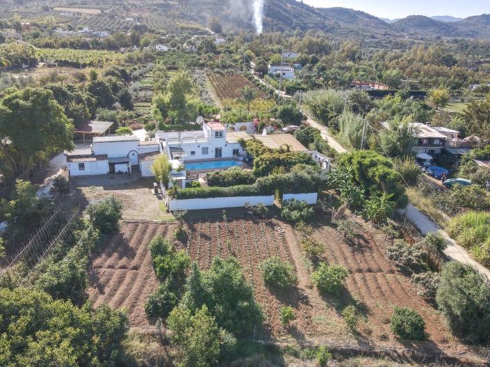 Image No.60-5 Bed Villa / Detached for sale
