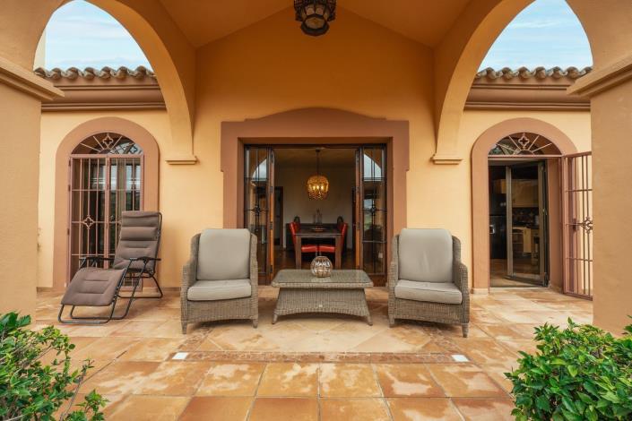 Image No.33-4 Bed Villa / Detached for sale