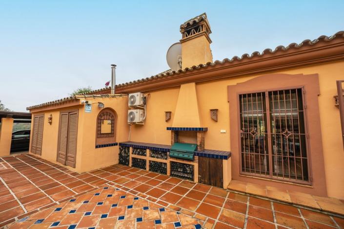 Image No.37-4 Bed Villa / Detached for sale