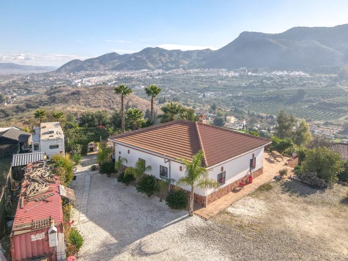 Image No.5-2 Bed Villa / Detached for sale