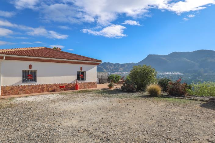 Image No.6-2 Bed Villa / Detached for sale