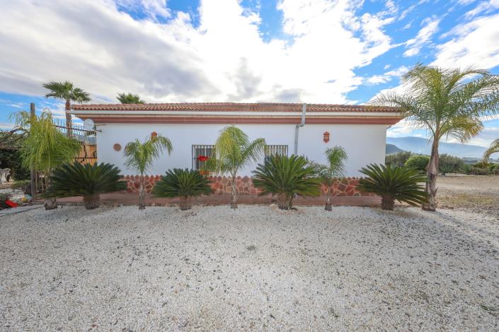 Image No.60-2 Bed Villa / Detached for sale