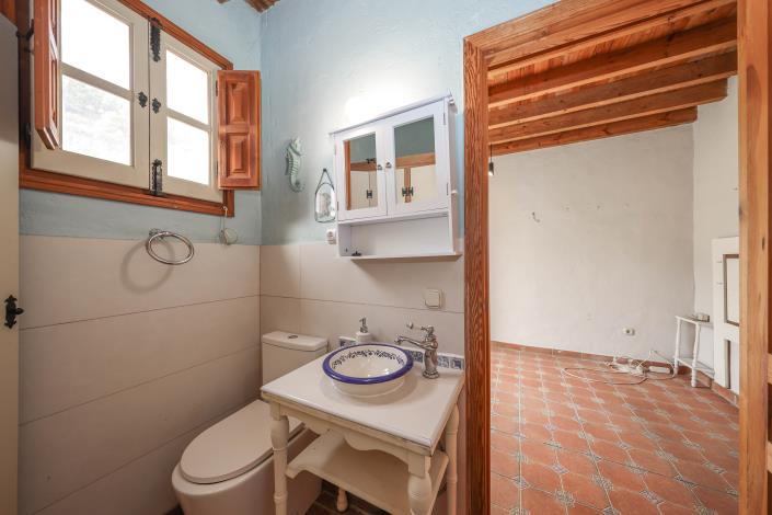 Image No.27-3 Bed Townhouse for sale