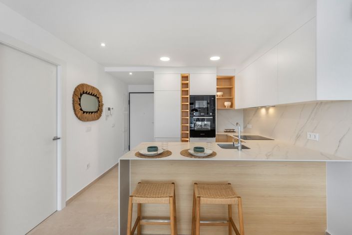 Image No.19-2 Bed Apartment for sale