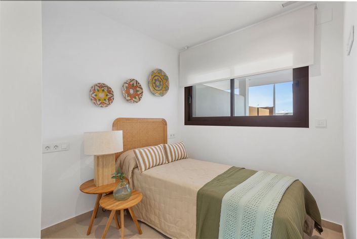 Image No.29-2 Bed Apartment for sale