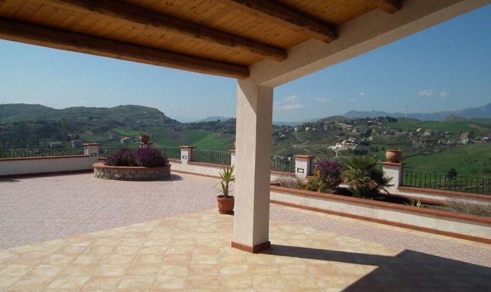 Image No.6-3 Bed Villa for sale