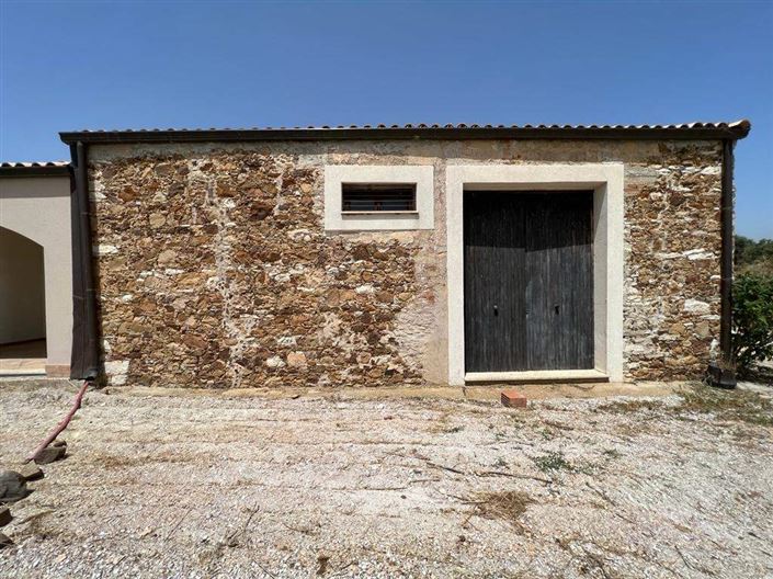 Image No.17-3 Bed Villa for sale