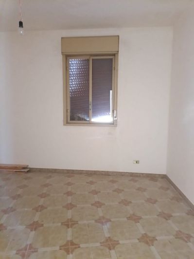 Image No.13-2 Bed House for sale