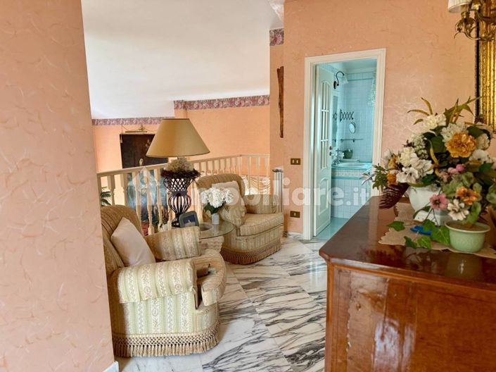 Image No.34-4 Bed Villa for sale