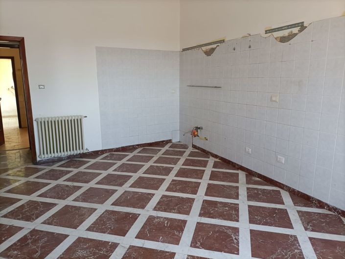 Image No.12-3 Bed Apartment for sale