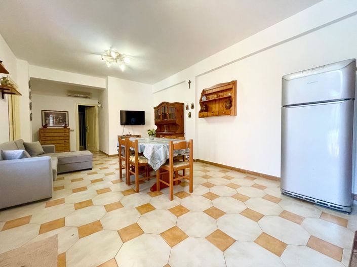 Image No.12-4 Bed Villa for sale