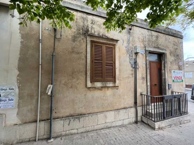 Image No.23-1 Bed House for sale