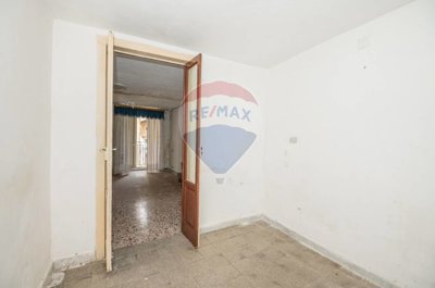 alp038-1