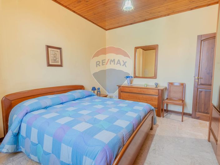 Image No.31-4 Bed Villa for sale