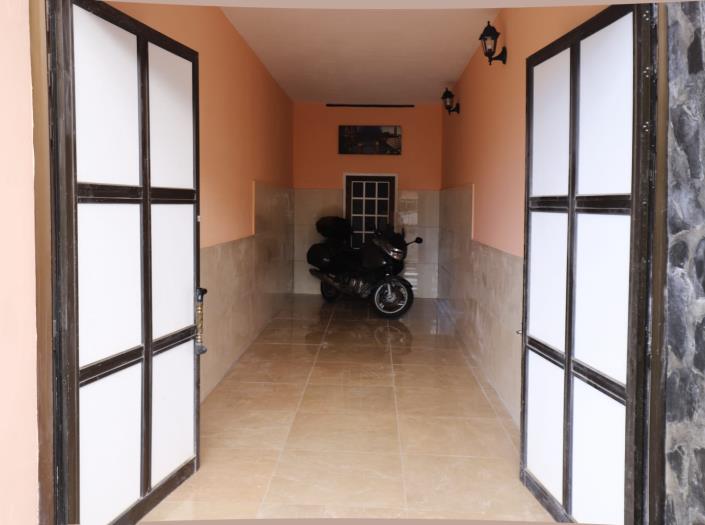 Image No.15-7 Bed Country House for sale