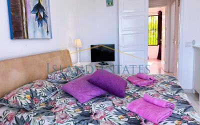 Bedroom8