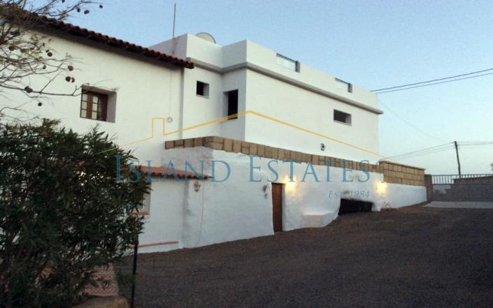 Image No.4-5 Bed Villa / Detached for sale
