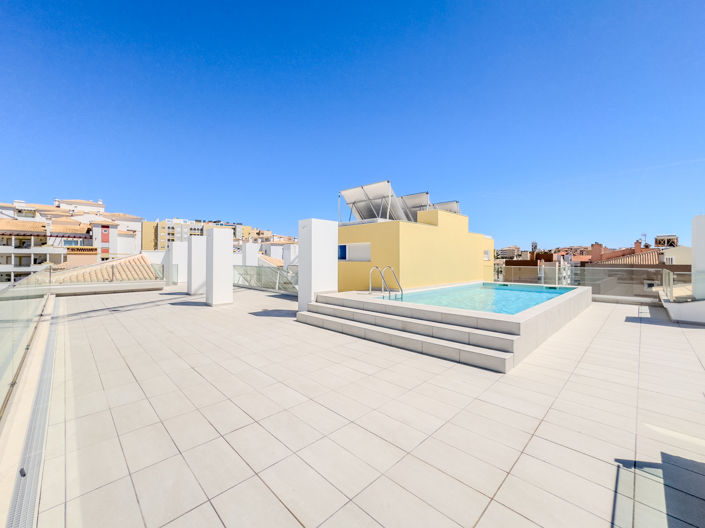 Image No.20-2 Bed Apartment for sale