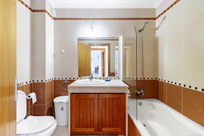 Image No.14-2 Bed Apartment for sale
