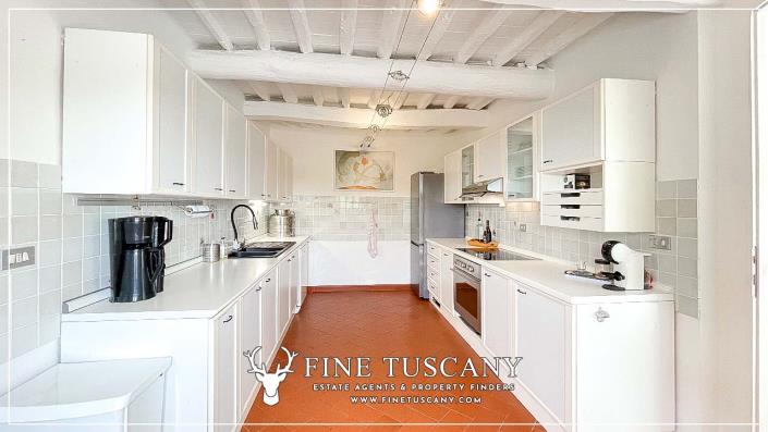 Image No.31-3 Bed Country House for sale