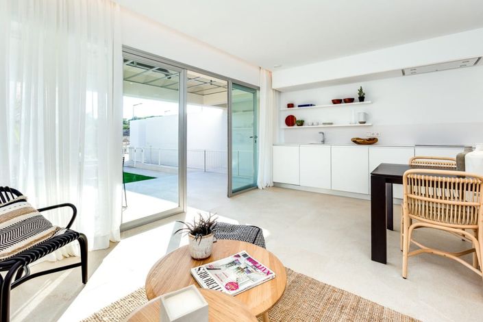 Image No.4-2 Bed Apartment for sale