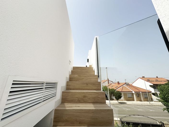 Image No.17-3 Bed Villa for sale